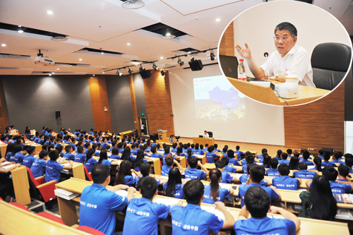 奮進中國新時代 筑夢柳工新征程 曾光安為新入職大學生授課